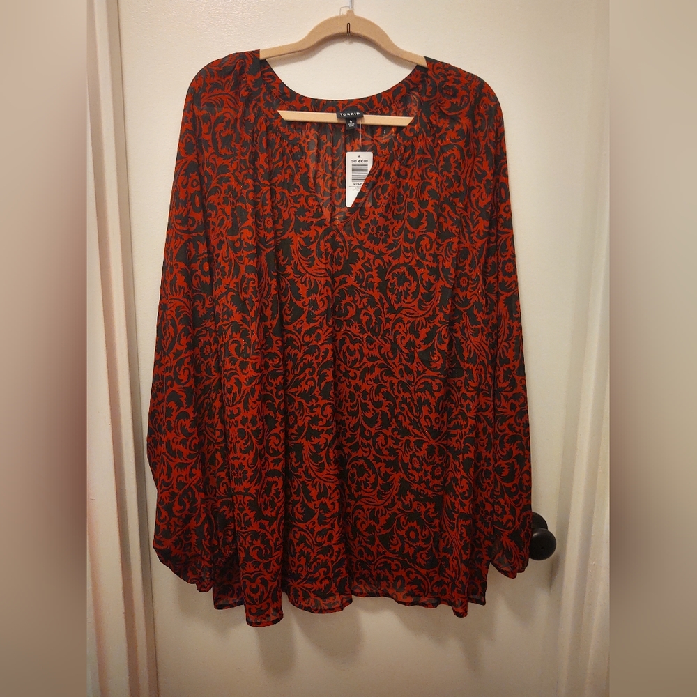 Torrid Crinkle Chiffon Peasant Blouse- Fleur Pattern